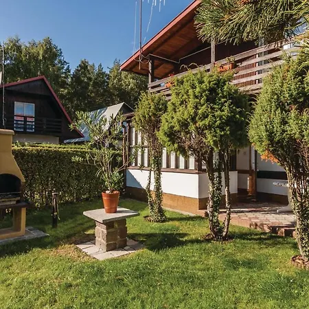 5 Bedroom Amazing Home In Rowy * Rowy (Pomerania)