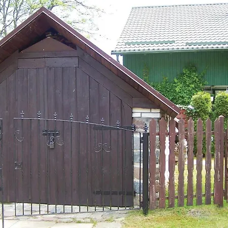 5 Bedroom Amazing Home In Rowy Rowy (Pomerania)