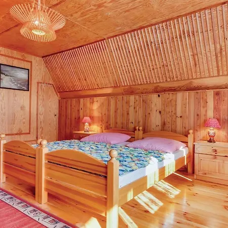 Ferienhaus 5 Bedroom Pet Friendly In Rowy (Pomerania)